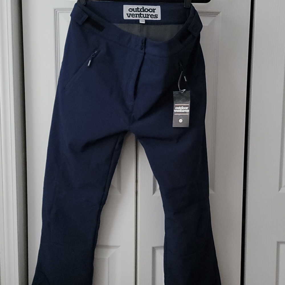 NWT Women's Outdoor Ventures snow ski pants